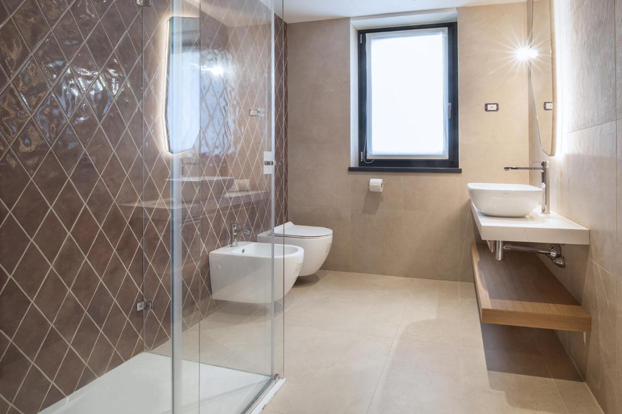 Villa Divina22- Apt Icona Con Piscina E Vista Lago Castelletto Di Brenzone Exterior foto