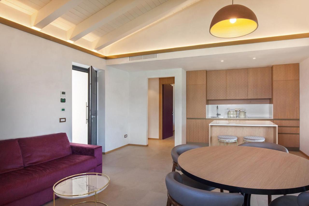 Villa Divina22- Apt Icona Con Piscina E Vista Lago Castelletto Di Brenzone Exterior foto