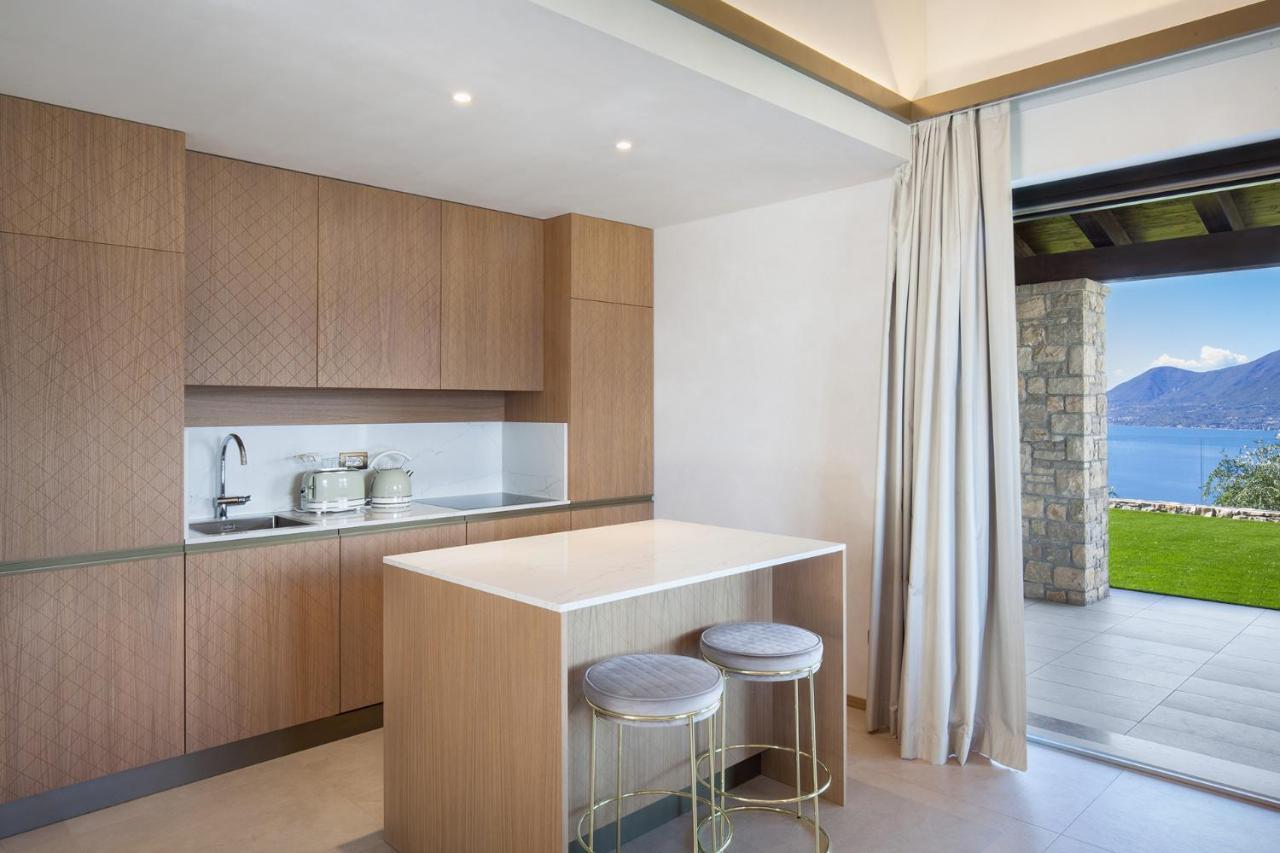 Villa Divina22- Apt Icona Con Piscina E Vista Lago Castelletto Di Brenzone Exterior foto